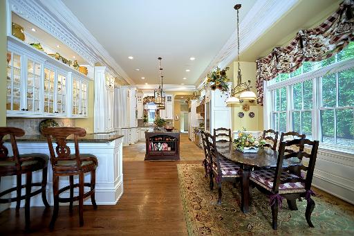 15W240 62nd Street Burr Ridge, IL 60527 - Photo 6 of 16