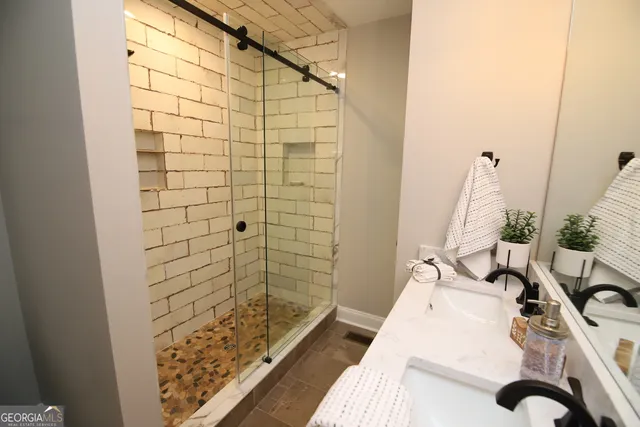 $2,200 | 1007 Vernon Street, Unit B, LaGrange, GA 30240