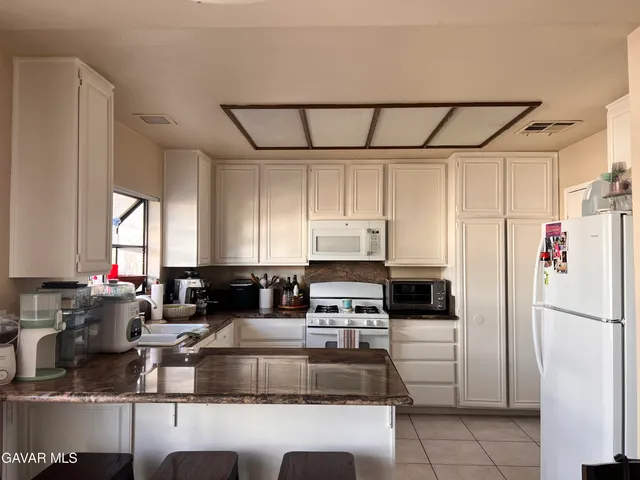 $3,000 | 547 Ave Q 10 W Palmdale Ca West, Palmdale, CA 93551