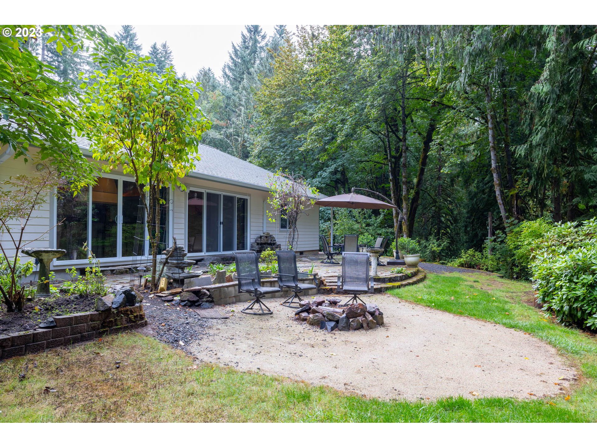 87987 Running Springs Drive Springfield, OR 97478 - Photo 5 of 47 Gallery Image 5