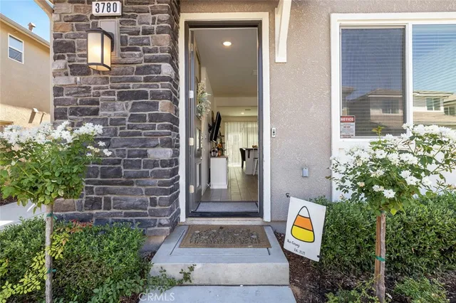 $382,500 | 3780 Highclere Way, Clovis, CA 93619