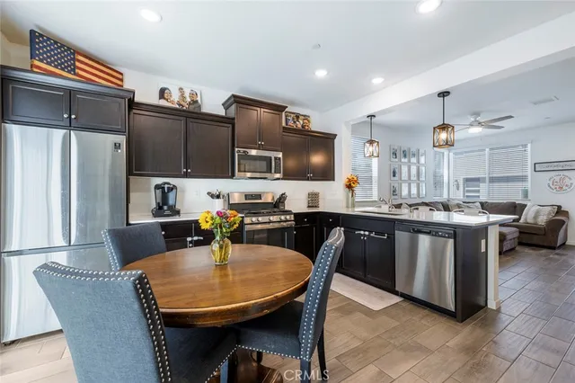 $382,500 | 3780 Highclere Way, Clovis, CA 93619