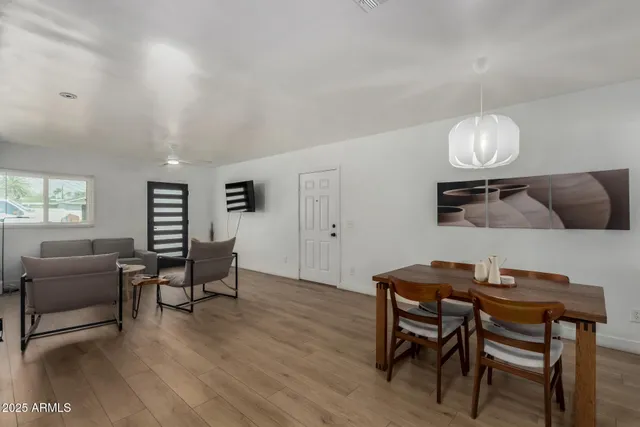 $399,999 | 829 West Mitchell Drive, Phoenix, AZ 85013