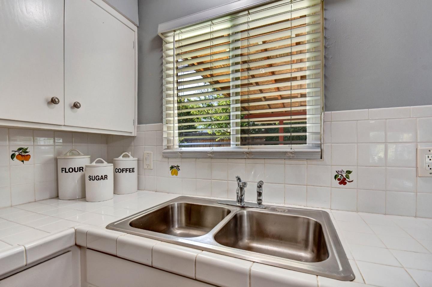 5191 Roeder Road San Jose, CA 95111 - Photo 11 of 25