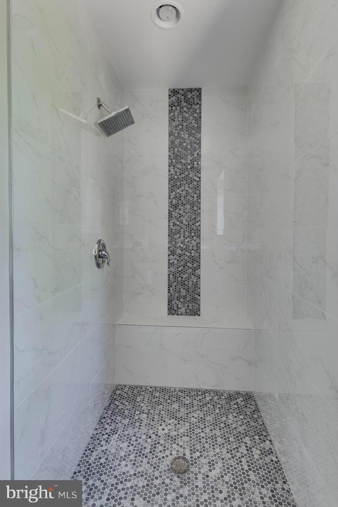 1930 Ware Road Falls Church, VA 22043 - Photo 18 of 28 Bath