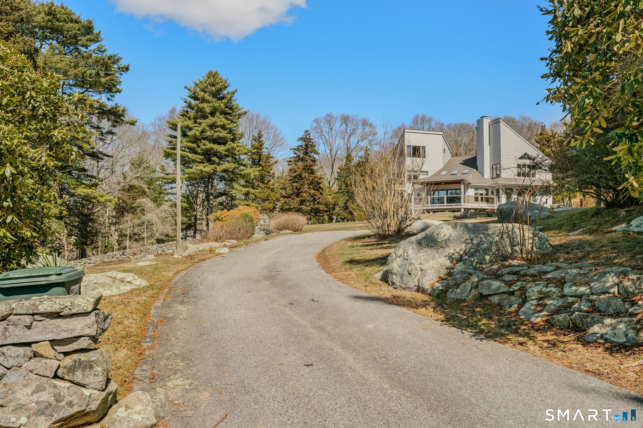 54 Wilbur Road Stonington, CT 06378 - Photo 3 of 38