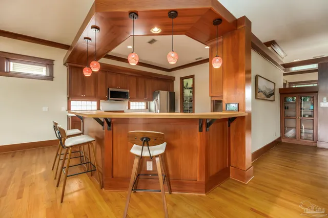 $1,000,000 | 324 Deer Point Drive, Gulf Breeze, FL 32561