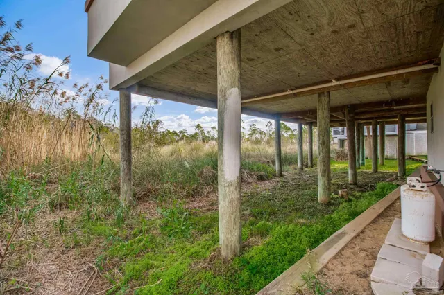 $1,000,000 | 324 Deer Point Drive, Gulf Breeze, FL 32561