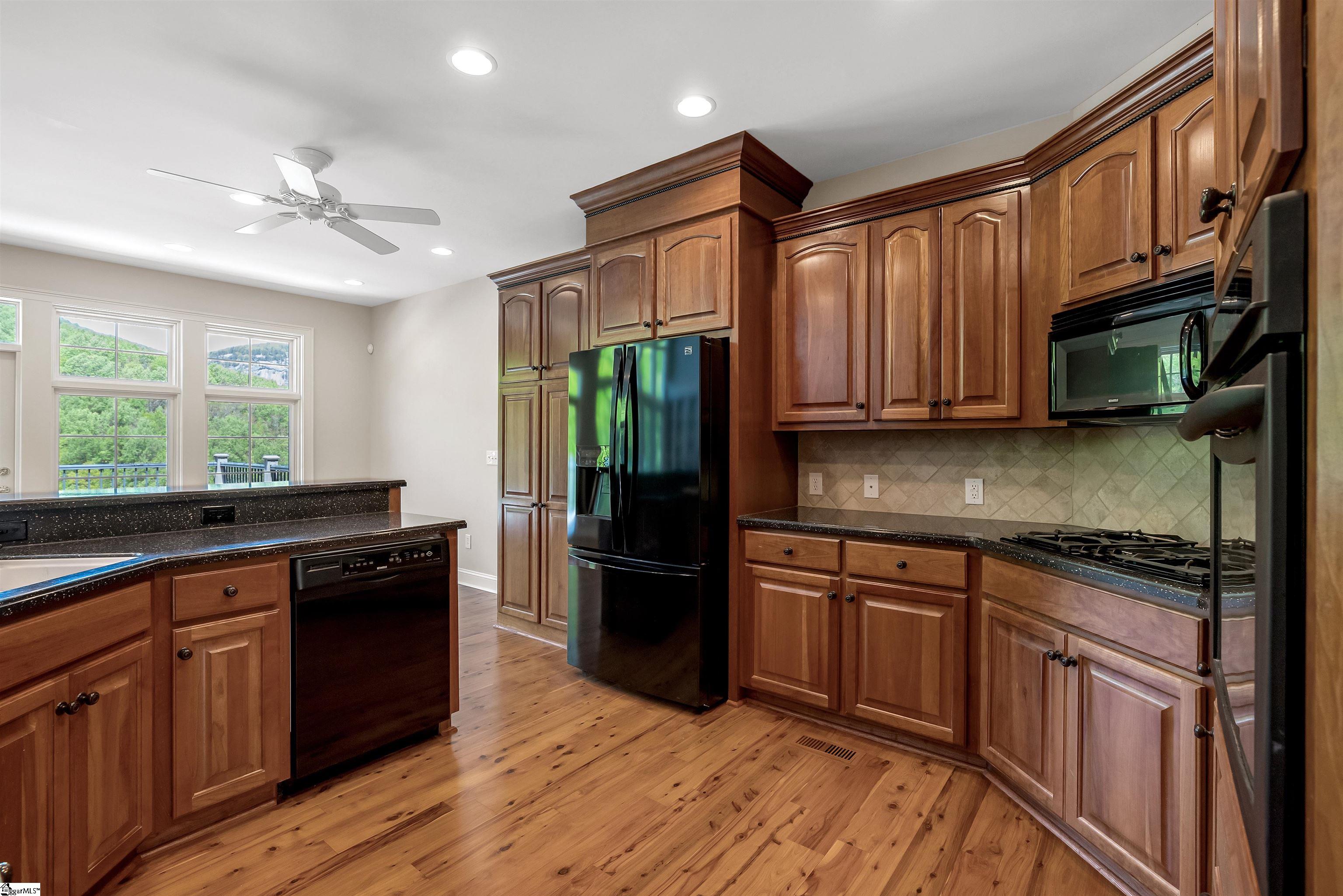 33 Eagle Rock Road Landrum, SC 29356 - Photo 14 of 36