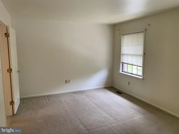 $2,250 | 4 River Way, Wilmington, DE 19809