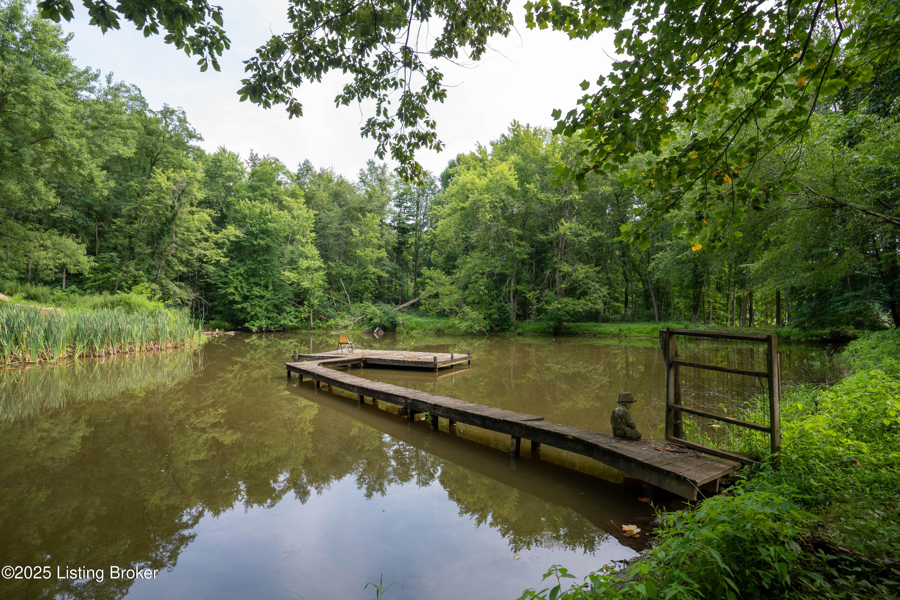 5601 Blevins Gap Road Louisville, KY 40272 - Photo 20 of 23 5601BlevinsGapRd-0008