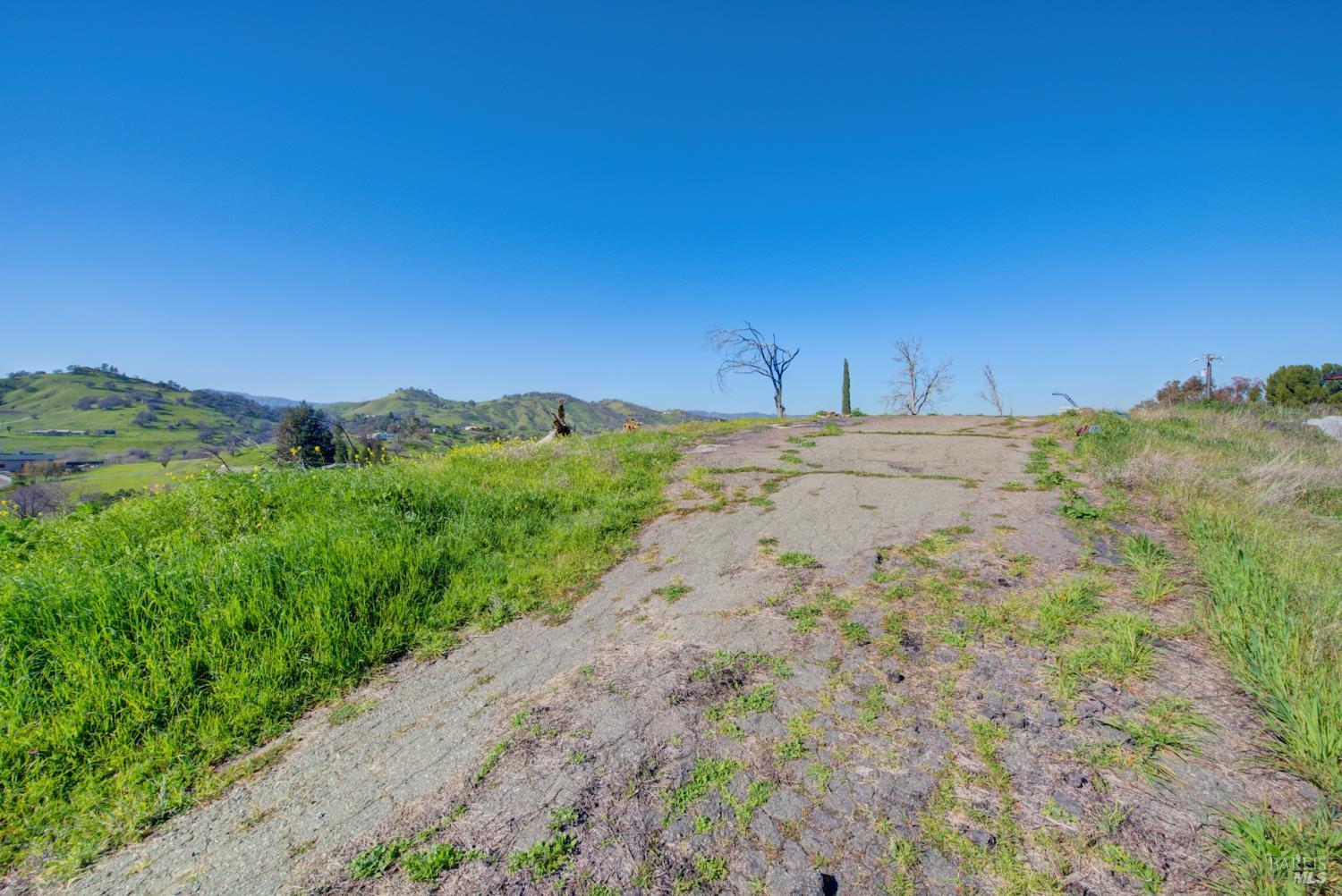 7668 English Hills Road Vacaville, CA 95688 - Photo 57 of 83