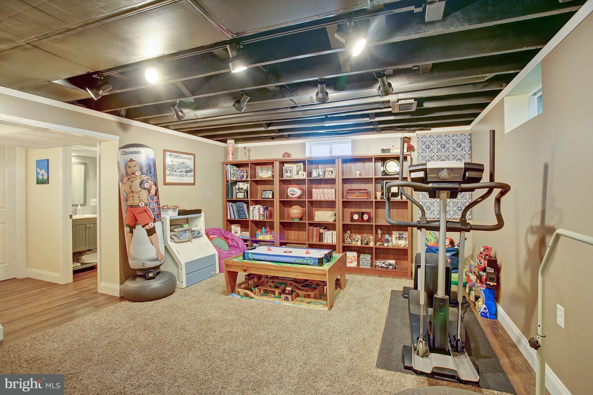 3271 Spring Road Carlisle, PA 17013 - Photo 30 of 33 Gallery Image 30