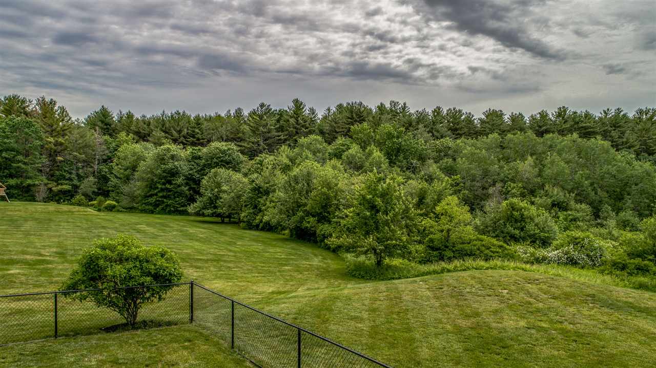 58 Gage Road Bedford, NH 03110 - Photo 4 of 38