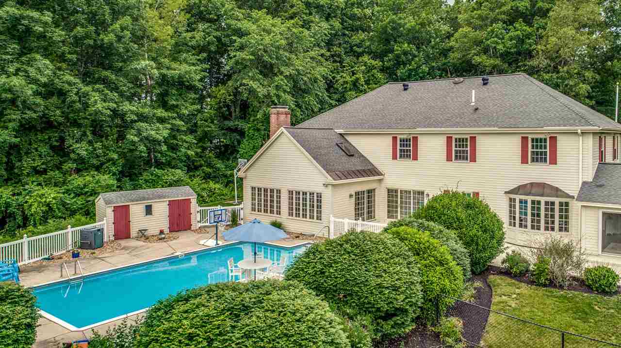 58 Gage Road Bedford, NH 03110 - Photo 5 of 38