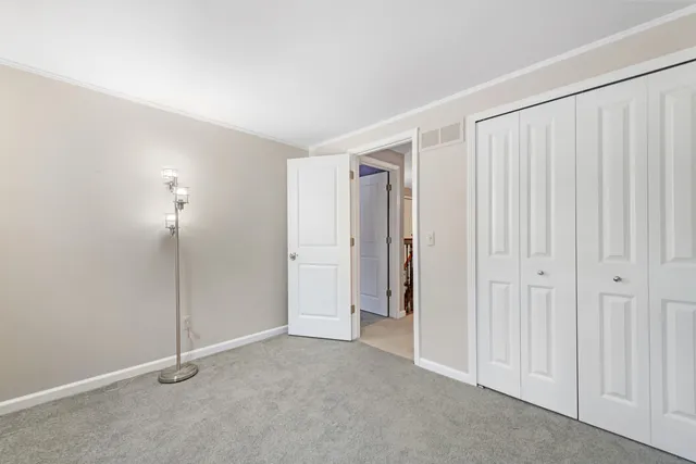 $320,000 | 21053 East Glen Haven Circle, Northville, MI 48167