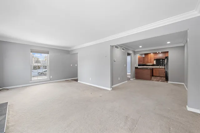 $320,000 | 21053 East Glen Haven Circle, Northville, MI 48167