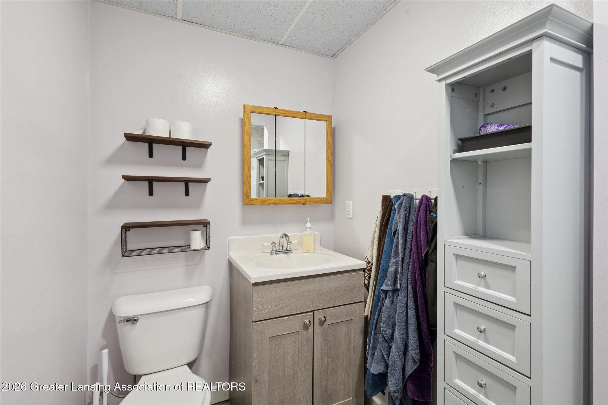 2615 East Alward Road St. Johns, MI 48879 - Photo 38 of 76 38-2615-Alward-Rd-Laingsburg-MI-48848-Wi