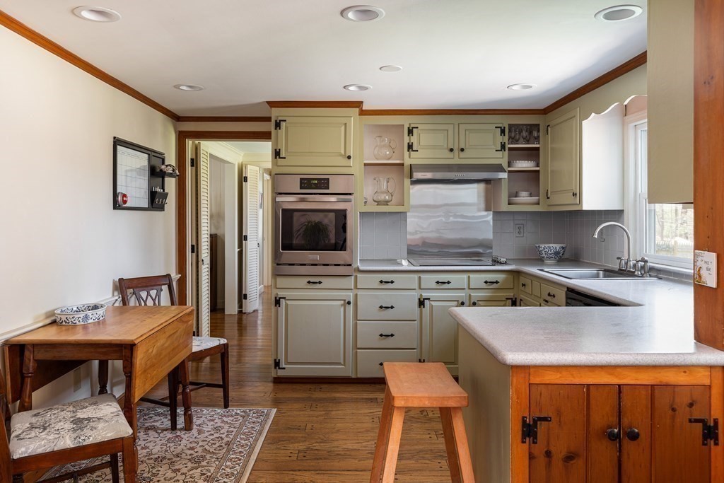 55 Stony Brook Road Framingham, MA 01702 - Photo 7 of 25 Gallery Image 7