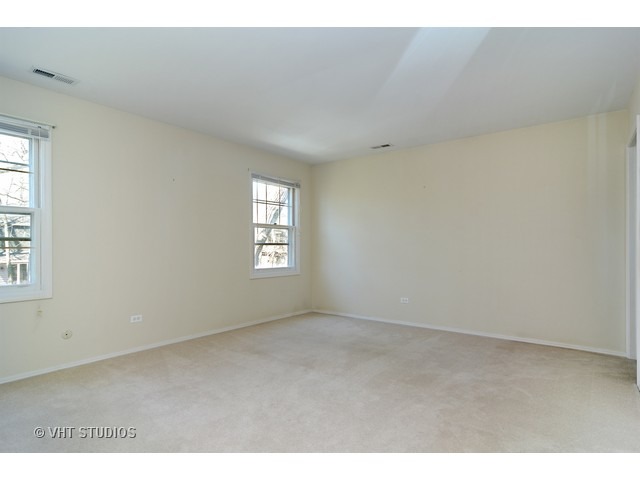 5 Stoneridge Road Rolling Meadows, IL 60008 - Photo 7 of 10
