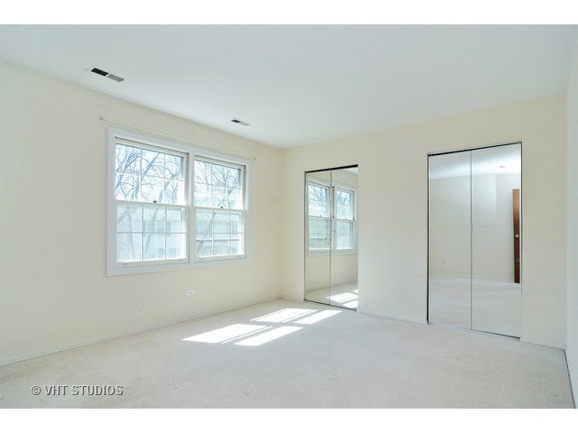 5 Stoneridge Road Rolling Meadows, IL 60008 - Photo 9 of 10