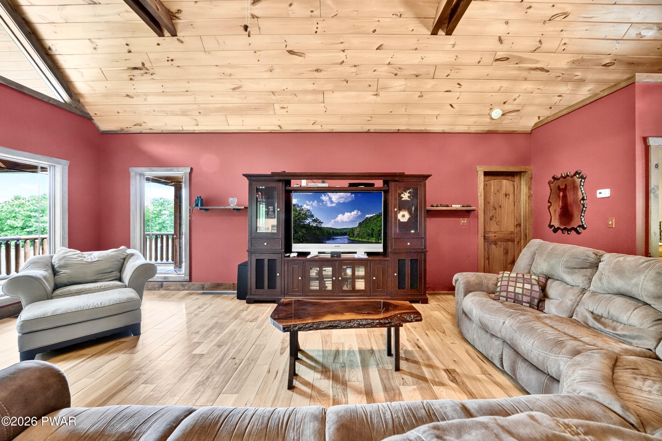 61 Gravity Road Hawley, PA 18428 - Photo 7 of 51