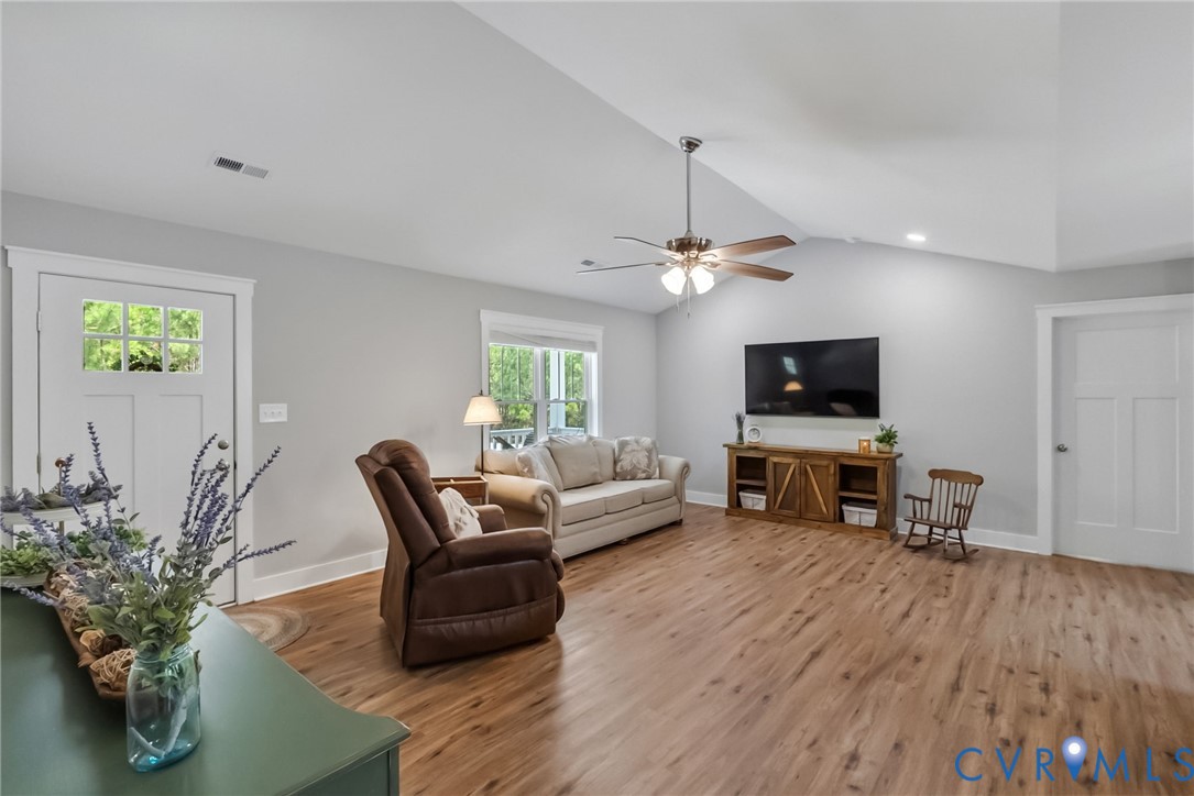 11395 Lawyers Road Prince George, VA 23875 - Photo 4 of 29