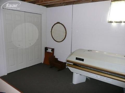 4145 East Carpenter Road Flint, MI 48506 - Photo 4 of 14 20226224-3.JPG