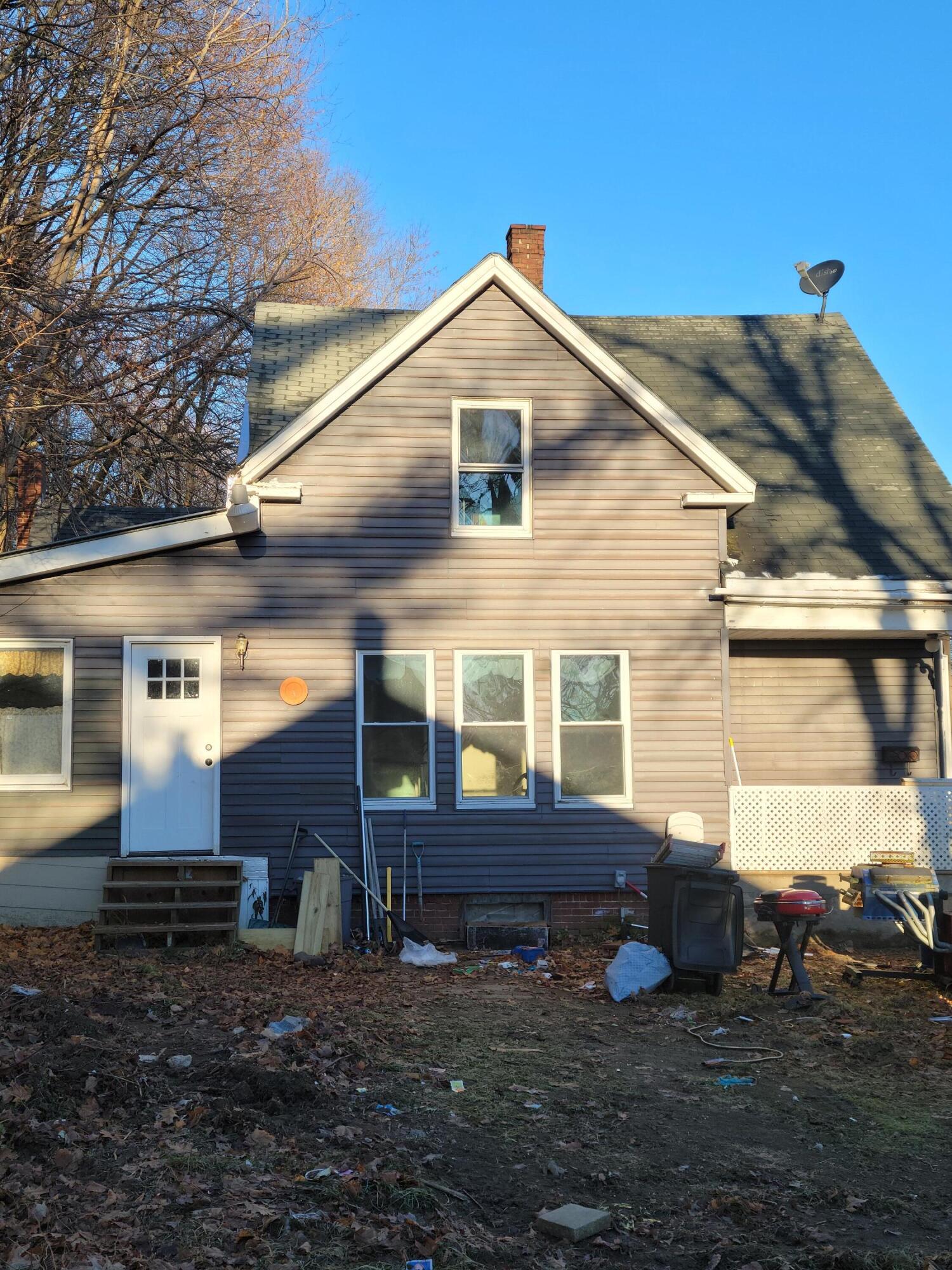 211 Riverside Drive Auburn, ME 04210 - Photo 3 of 38 20211207_081133