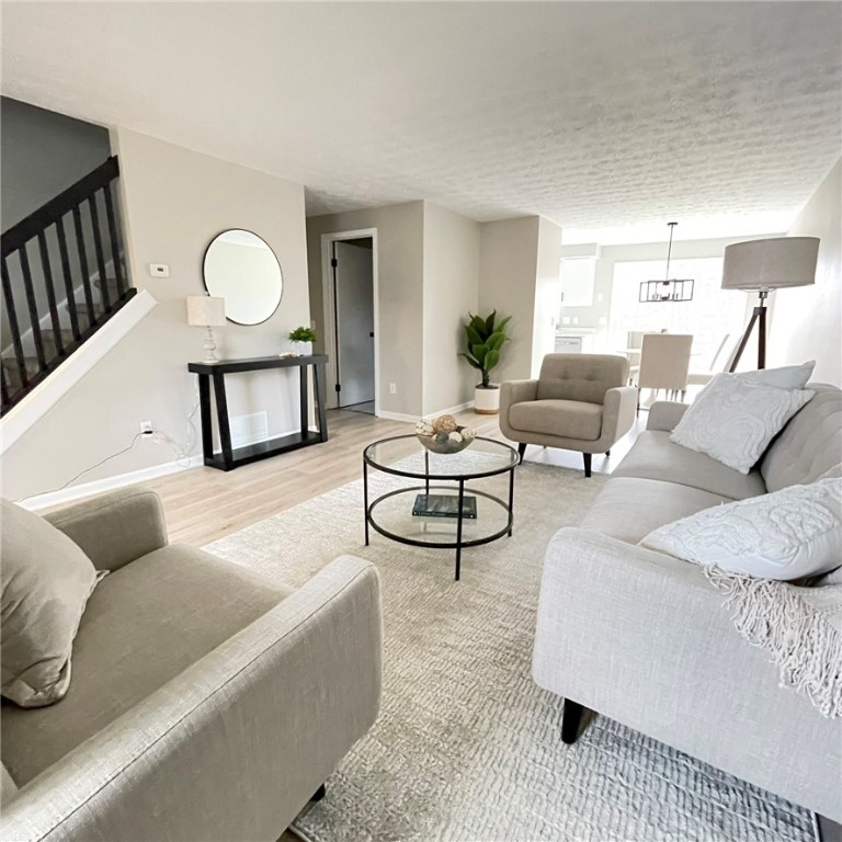 75 Southfield Drive Webster, NY 14580 - Photo 8 of 15