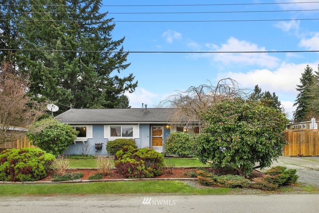 16022 Southeast 136th Street Renton, WA 98059 - Photo 1 of 24 Gallery Image 1