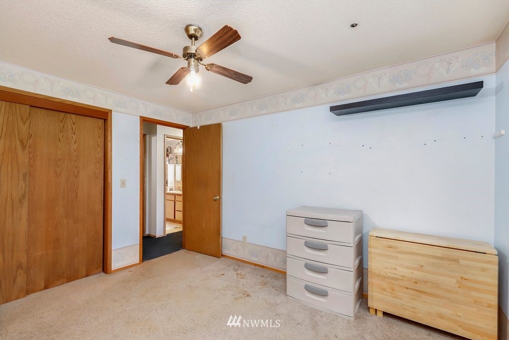 16022 Southeast 136th Street Renton, WA 98059 - Photo 18 of 24 Gallery Image 18
