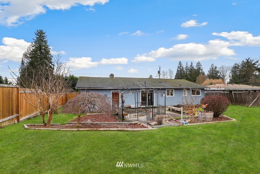 16022 Southeast 136th Street Renton, WA 98059 - Photo 20 of 24 Gallery Image 20