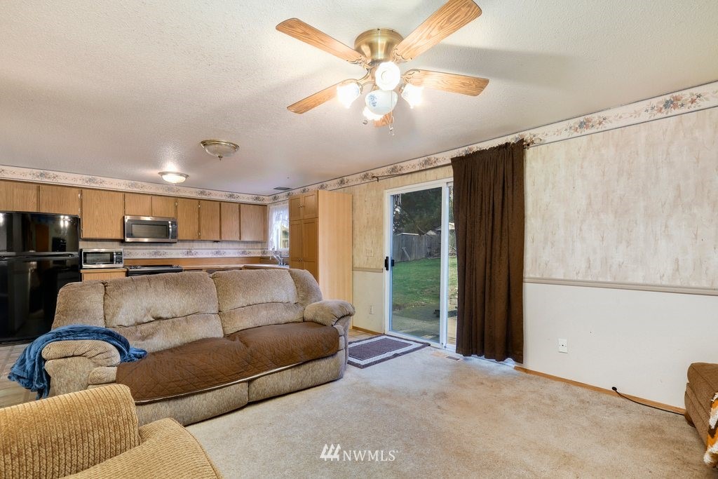 16022 Southeast 136th Street Renton, WA 98059 - Photo 10 of 24 Gallery Image 10