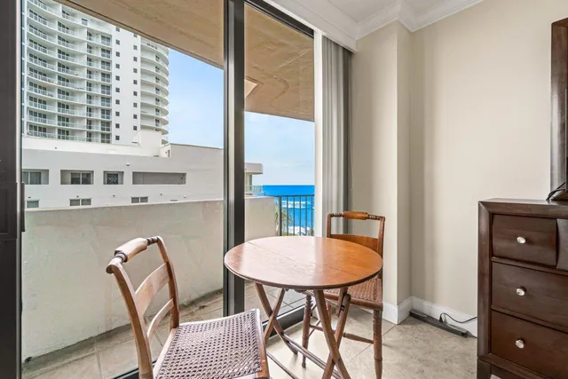 $5,700 | 4200 North Ocean Drive, Unit 1705, Singer Island, FL 33404