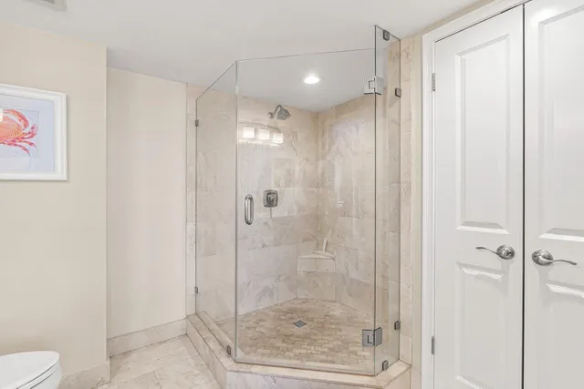 $5,700 | 4200 North Ocean Drive, Unit 1705, Singer Island, FL 33404