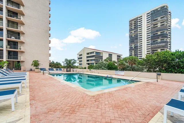 $5,700 | 4200 North Ocean Drive, Unit 1705, Singer Island, FL 33404