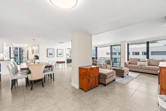 $5,700 | 4200 North Ocean Drive, Unit 1705, Singer Island, FL 33404