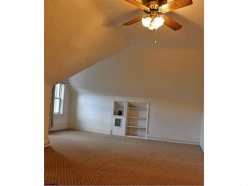 3925 Brighton Road Brighton Heights, PA 15212 - Photo 17 of 25 Bedroom. Apt 2 - bedroom 3 (other side)
