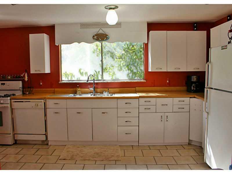 3925 Brighton Road Brighton Heights, PA 15212 - Photo 9 of 25 Kitchen. Apt 2