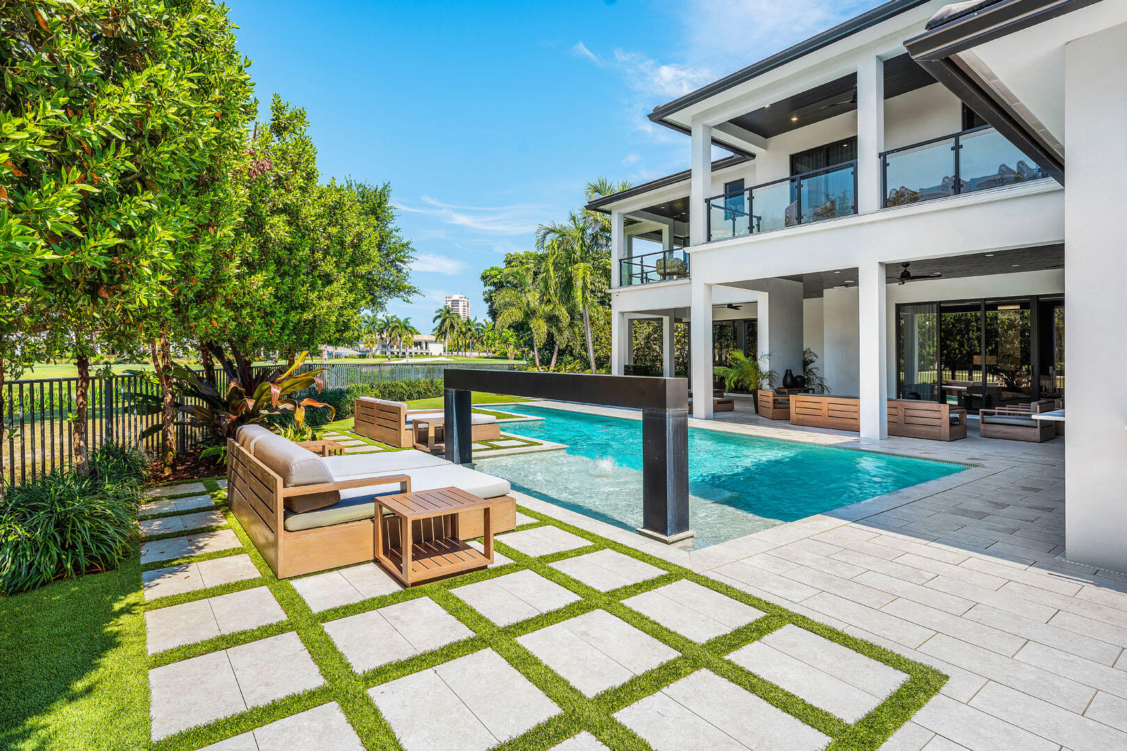 117 Thatch Palm Cove Boca Raton, FL 33432 - Photo 31 of 97 117_Thatch_Palm_Cove_27
