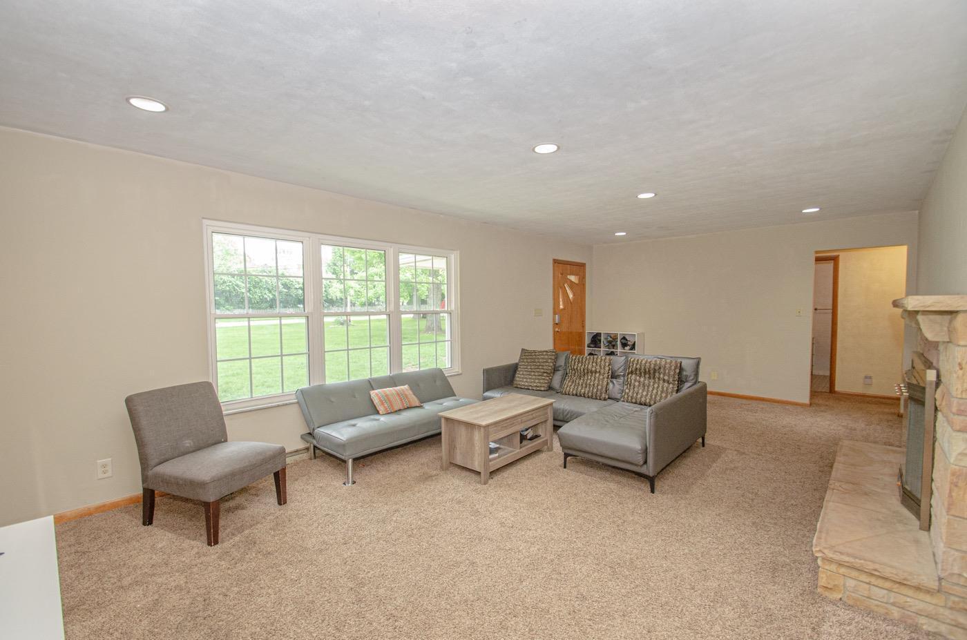 303 West Lytle-Five Points Road Springboro, OH 45066 - Photo 3 of 38 Gallery Image 3