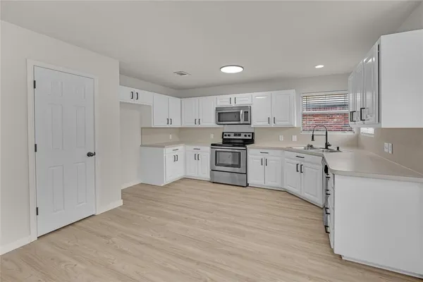 $260,000 | 714 Remington Drive, Cleburne, TX 76033