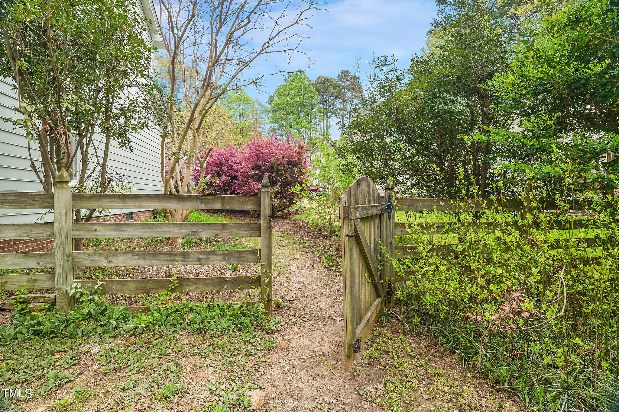 5628 Barham Court Raleigh, NC 27613 - Photo 51 of 52 P1167927