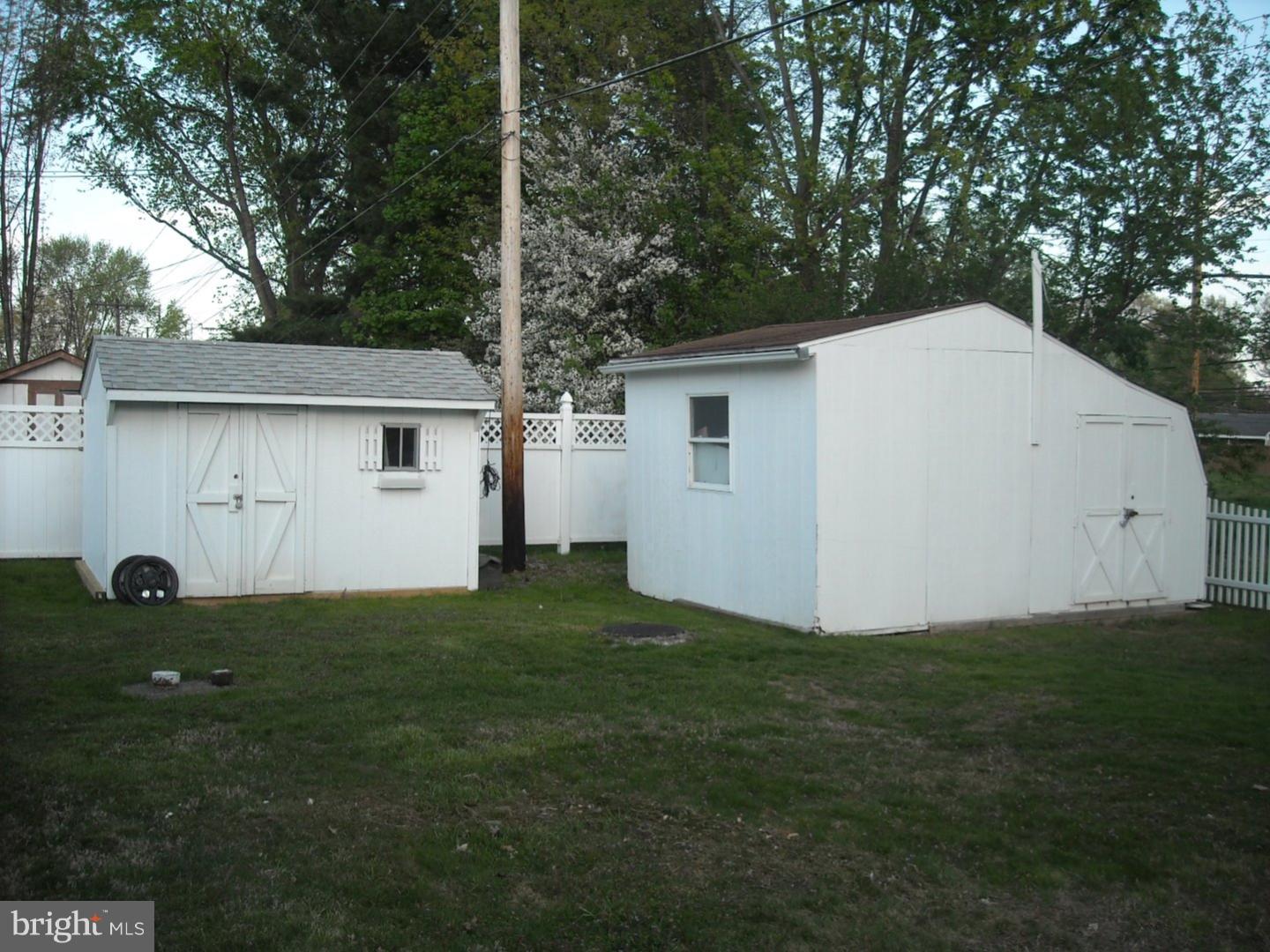4 Gun Road Levittown, PA 19057 - Photo 17 of 18 Storage Shed