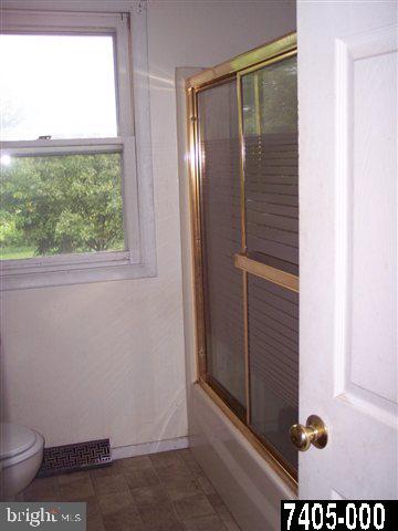 2074 Noss Road York, PA 17408 - Photo 12 of 17