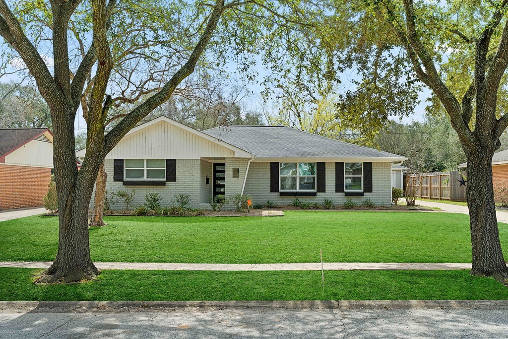 Photo digitally altered for color enhancement.