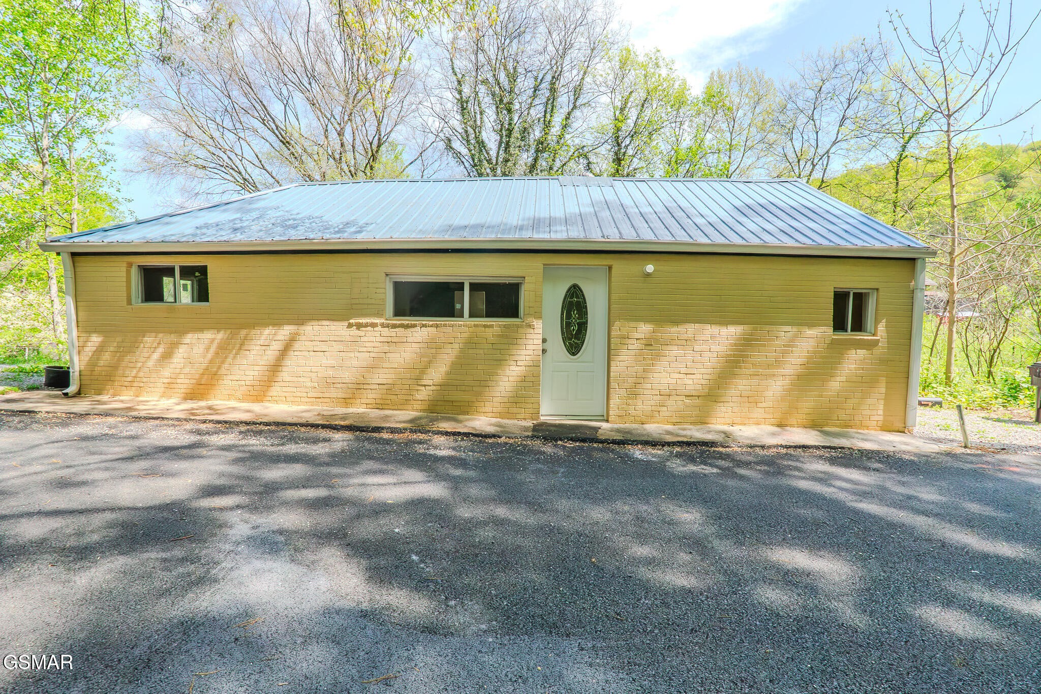 126 Turkey Road Powell, TN 37849 - Photo 1 of 26 Gallery Image 1