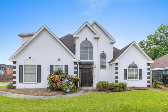 $249,500 | 1623 Mignonette Lane, Unit A, Lake Charles, LA 70605