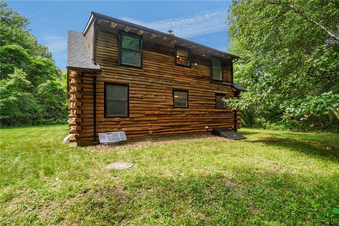 1221 S Road South Kingstown, RI 02879 - Photo 5 of 33